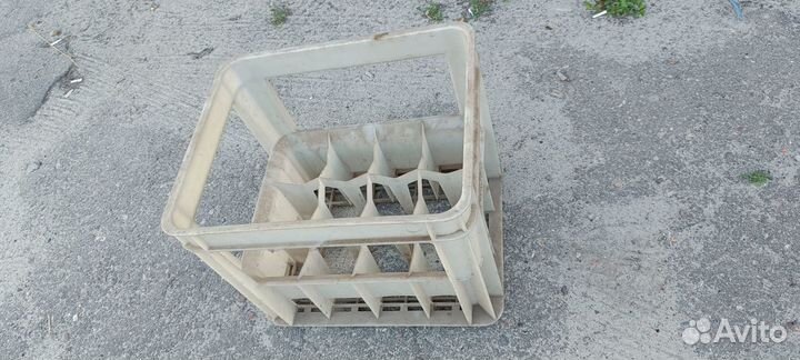 Ящики пластиковые для бутылок (алкоголь,газировка)