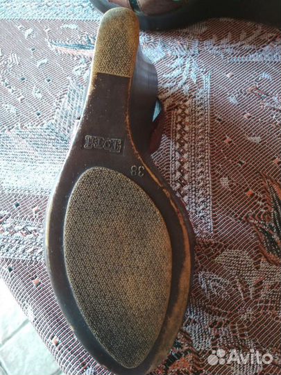 Босоножки тоффа