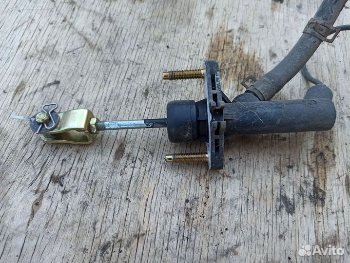 Главный цилиндр сцепления Hyundai Getz