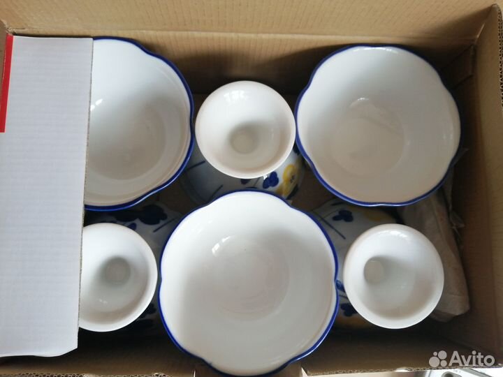 Креманка с ложкой новая