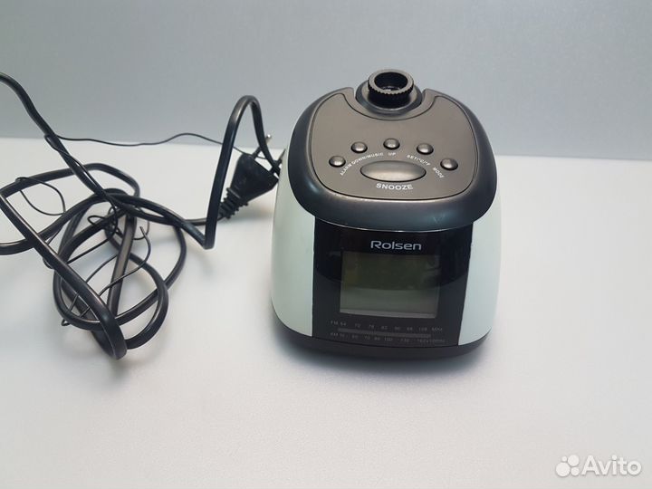 Радио-часы rolsen CR-200