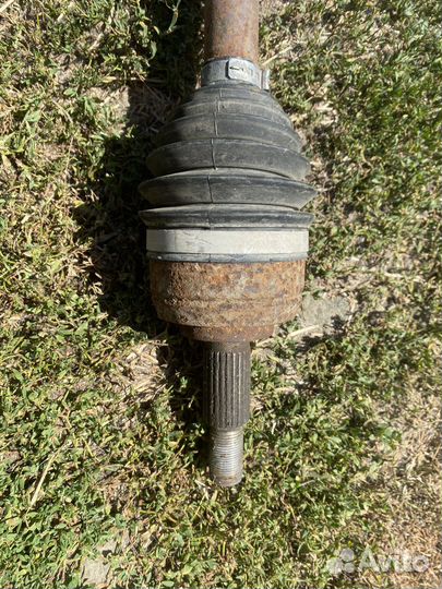 Правый Привод в сборе renault duster