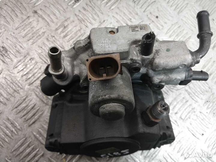 Насос топливный (тнвд) Mercedes-Benz Sprinter