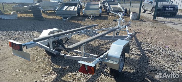 Прицеп для лодок и катеров с откидным кузовом