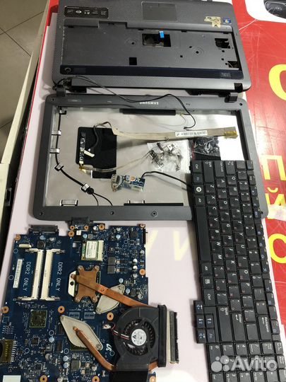 Ноутбук samsung R525