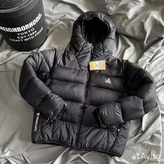 Пуховик зимний nike acg