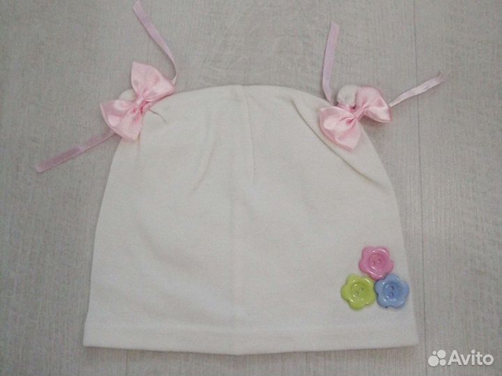 Чепчики и пинетки