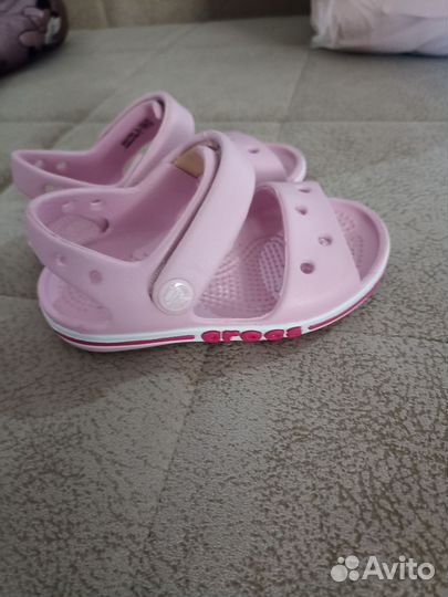 Crocs на девочку новые