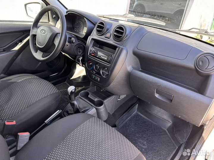 LADA Granta 1.6 МТ, 2017, 122 000 км