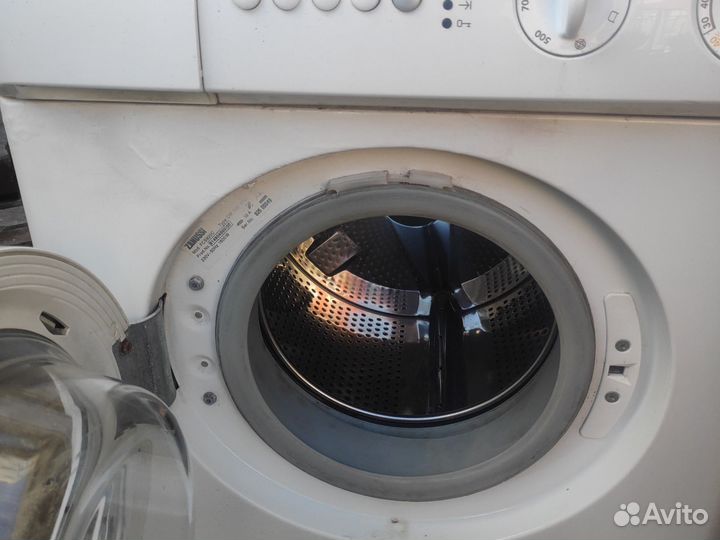 Стиральная машина zanussi 3.5кг