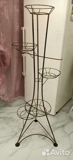 Подставка для цветов напольная металлическая