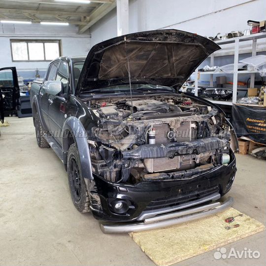 Переходные рамки для замены линз в фарах Mitsubish