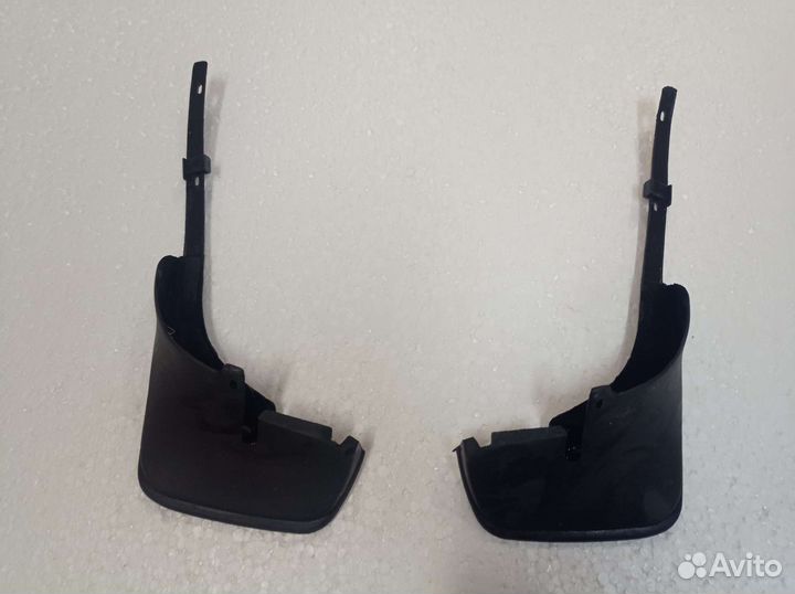 Брызговики Toyota ipsum