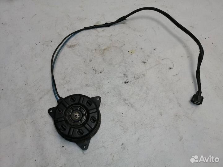 Моторчик вентилятора MN135272