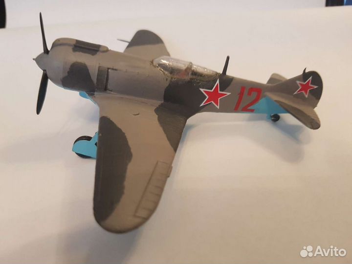 Модель самолета ла5-фн масштаб 1/72