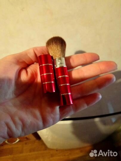 Кисть для макияжа