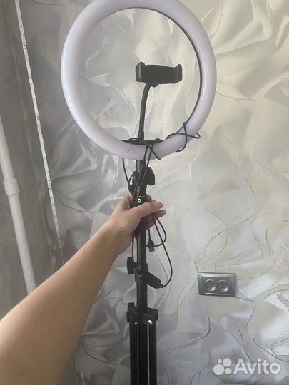 Кольцевая лампа