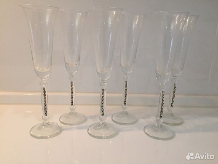 Фужеры стеклянные со стразами