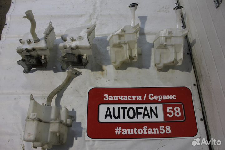 Бачки стеклоомывателя Toyota / Lexus