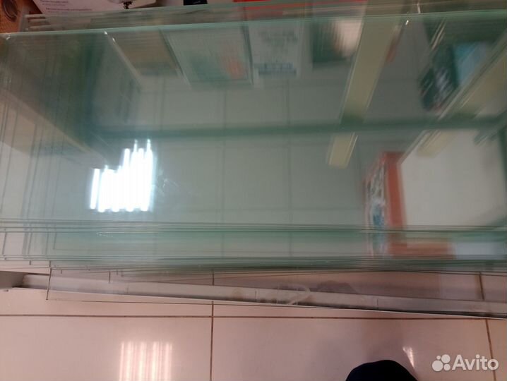 Стекло от торгового оборудования