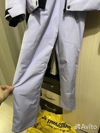 Горнолыжный костюм женский