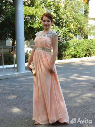 Платье вечернее