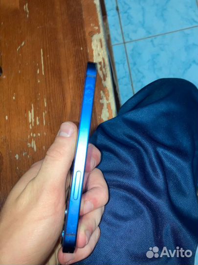 Телефон iPhone 12 mini