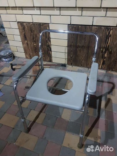 Стул туалет для инвалидов