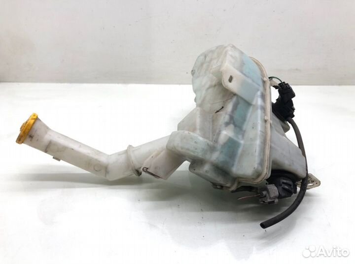 Бачок омывателя Mazda 5 2.0 TD 2008