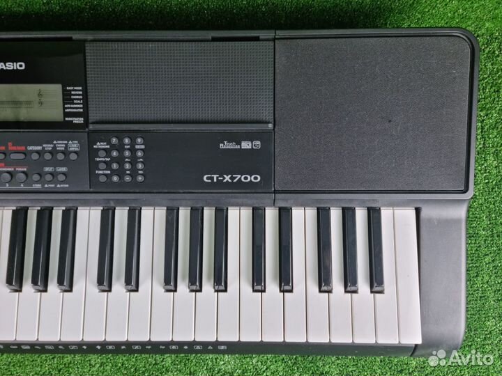 Синтезатор Casio CT-X700