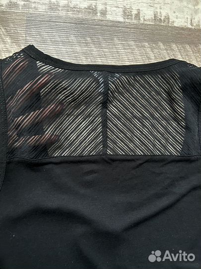 Calvin klein майка для спорта/ йоги M