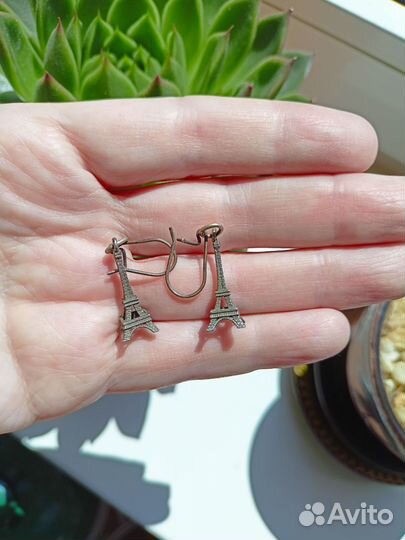 Серьги Эйфелева башня