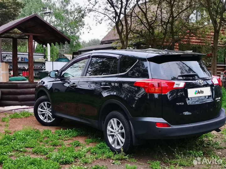 Toyota RAV4 2.0 CVT, 2015, 159 100 км