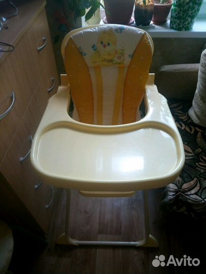 Стульчик для кормления