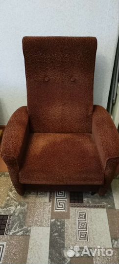 Кресла и столик