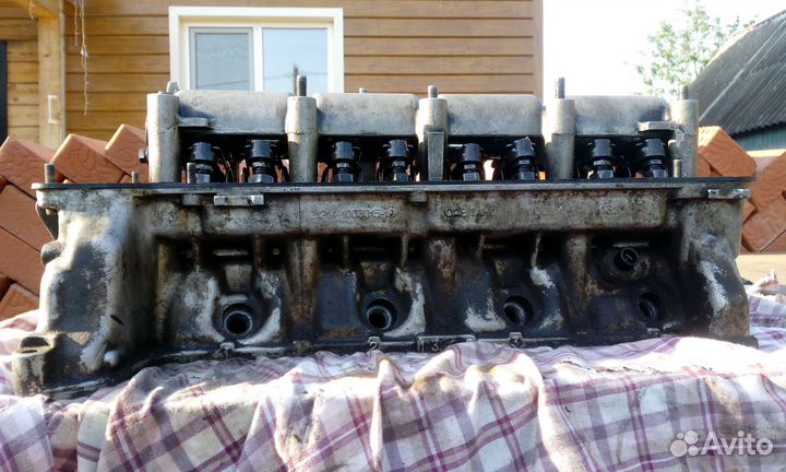 Продам головку блока цилиндров ваз 21213
