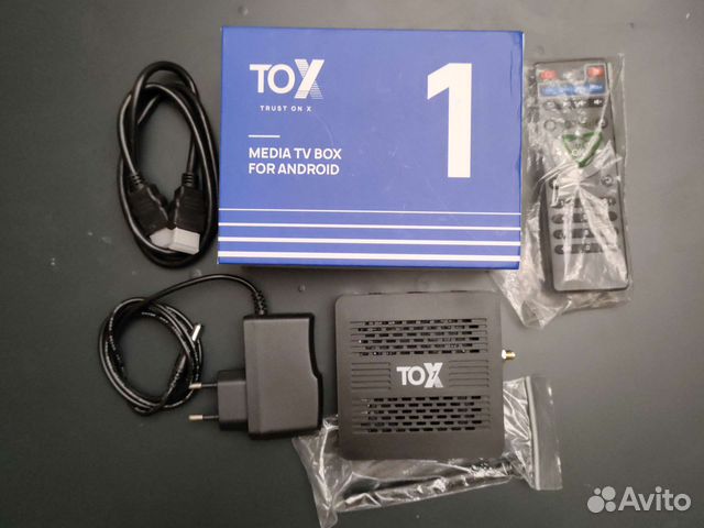 Smart tv приставка Tox 1