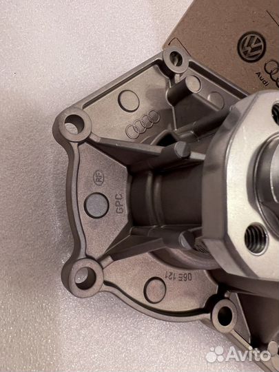 Насос водяной (помпа) VAG 06E121018D оригинал