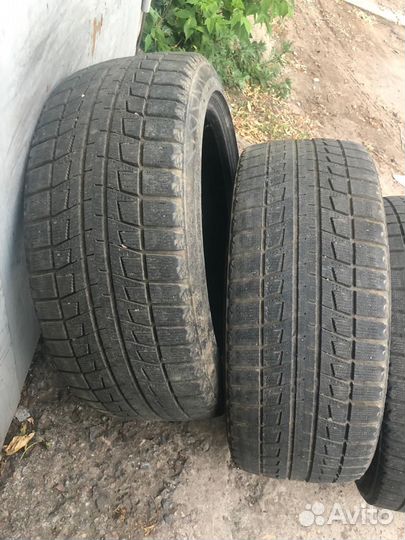 Bridgestone Blizzak Revo2 215/45 R17