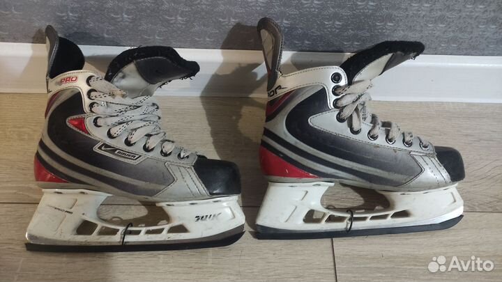 Хоккейные коньки nike bauer vapor pro 38