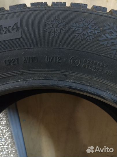 Continental ContiIceContact 4x4 225/65 R17 102T