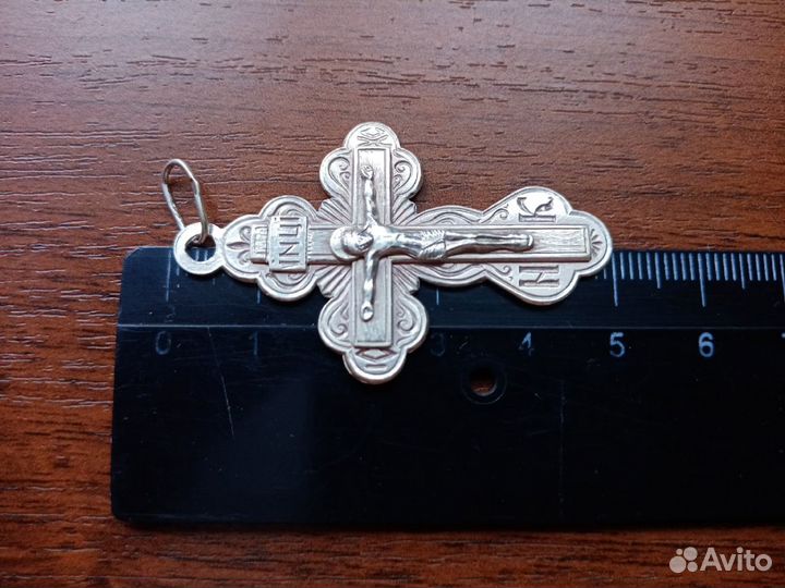 Серебряный крест
