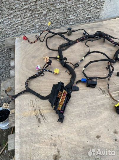 Проводка под торпедо Audi Q5 I 2.0 tfsi quattro