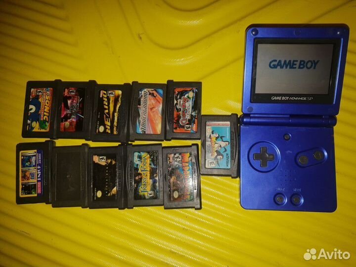 Игровая консоль адвансе гаме бой + 11 игр