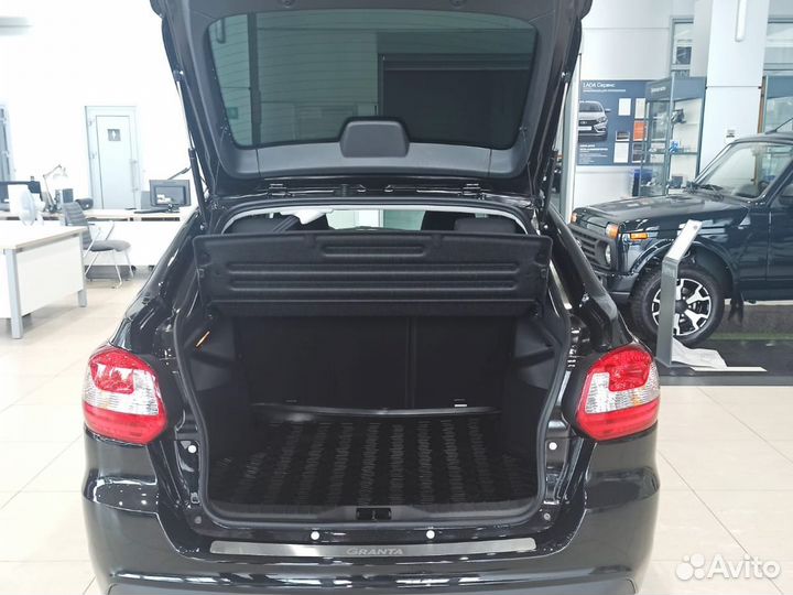 LADA Granta 1.6 МТ, 2023