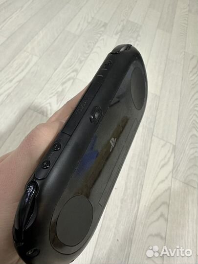 Sony Ps Vita прошитая + игры