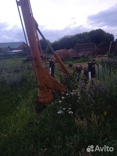 Буровая установка на мтз