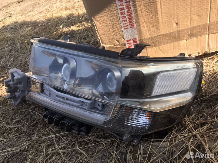 Фары toyota land cruiser 200