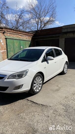 Opel Astra 1.6 AT, 2011, 209 157 км