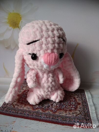 Зайчики вязаные